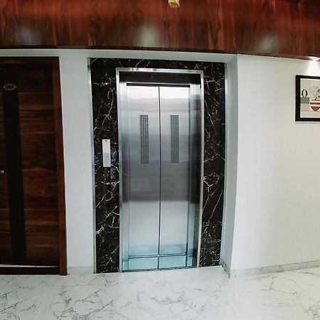 שירדי Hotel Sai Pratik, Newly Built Up, Complimentary Shuttle To The Temple מראה חיצוני תמונה